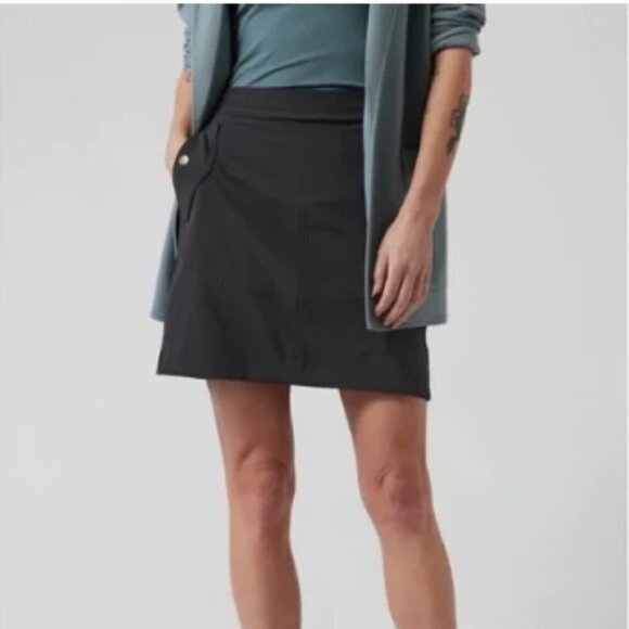 Athleta Vienna Cargo Skort Black - Picture 1 of 7